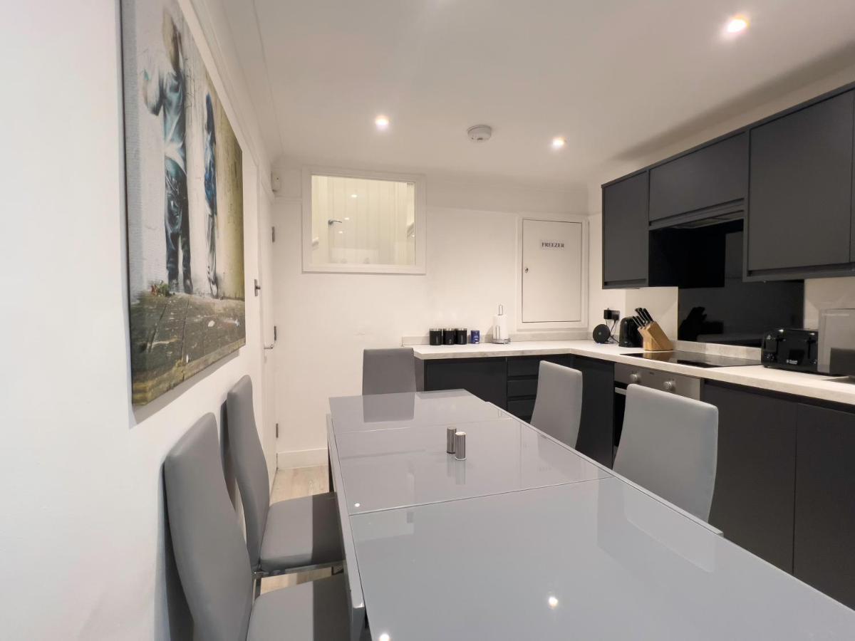 The Dragon Pad Boutique Apartment Royal Tunbridge Wells Exterior photo