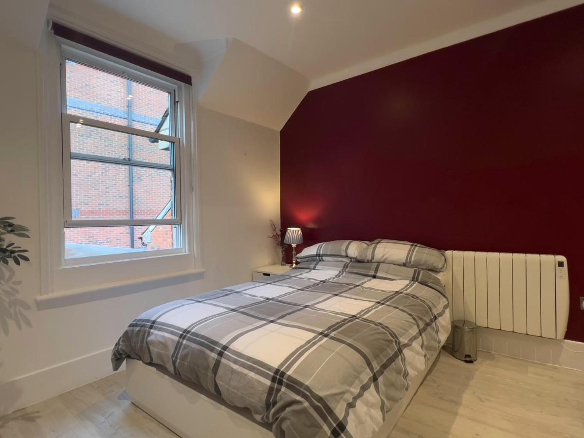 The Dragon Pad Boutique Apartment Royal Tunbridge Wells Exterior photo